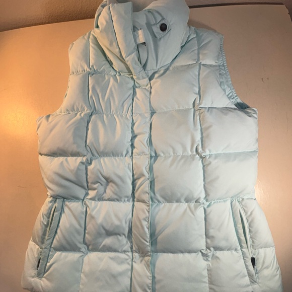 Eddie Bauer Jackets & Blazers - Eddie Bauer Light Blue Puffer Vest‎